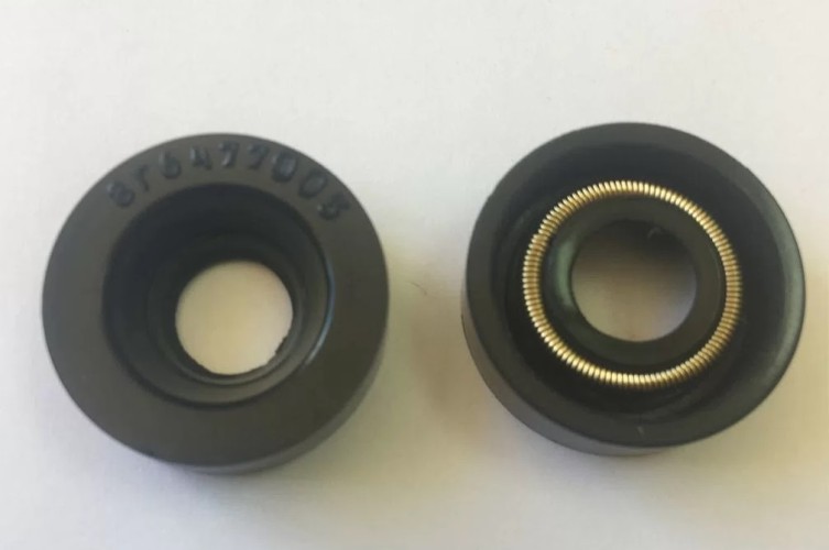 Сальник тандема насосов 703639