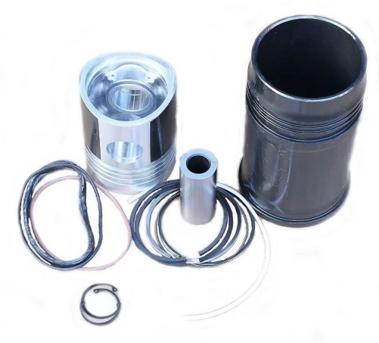 Поршень+кольца+гильза в сб. 4024939