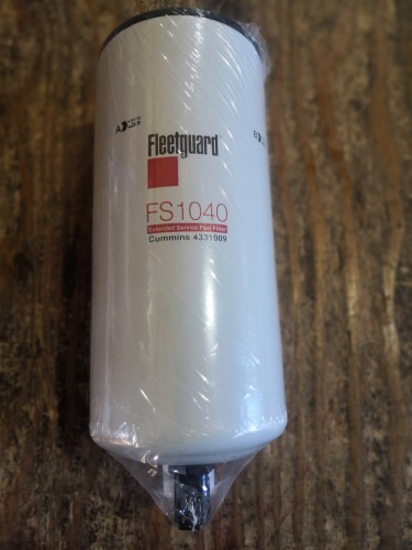 Фильтр топливный основной (FS1040; Р551047) 86034027
